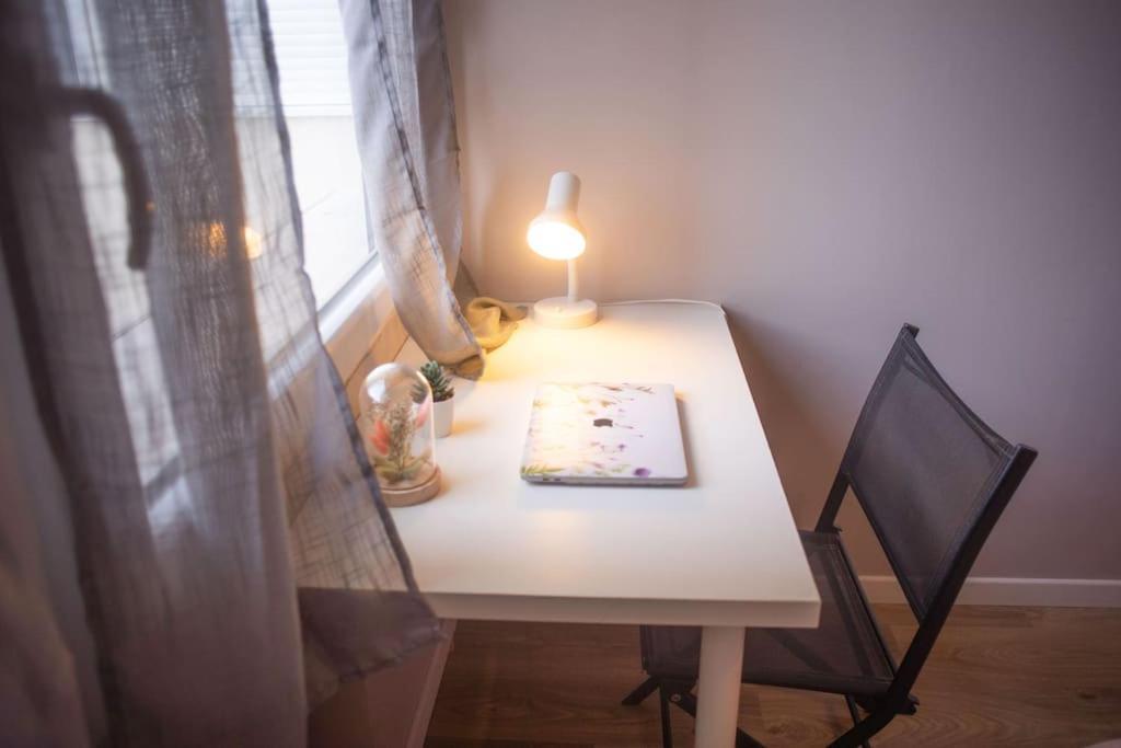 T2 Cosy & Moderne Avec Parking Prive Gratuit A Villeurbanne Zewnętrze zdjęcie